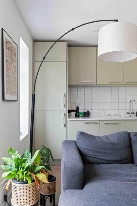Modern 3 Bed Apartment In Tottenham London Exterior photo