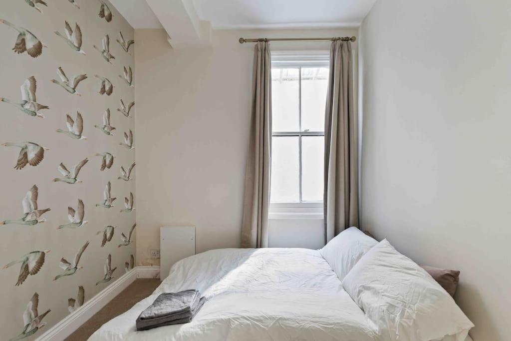 Modern 3 Bed Apartment In Tottenham London Exterior photo