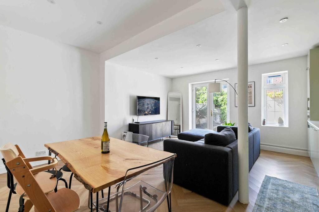 Modern 3 Bed Apartment In Tottenham London Exterior photo